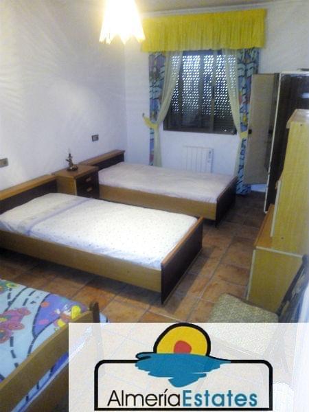 For sale of house in Vélez-Rubio