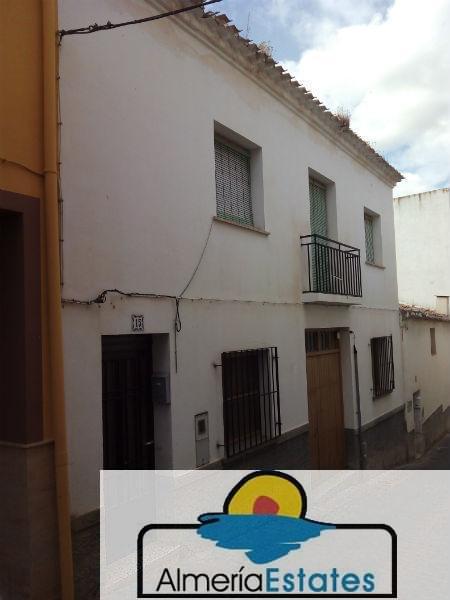 Venta de casa en Vélez-Rubio