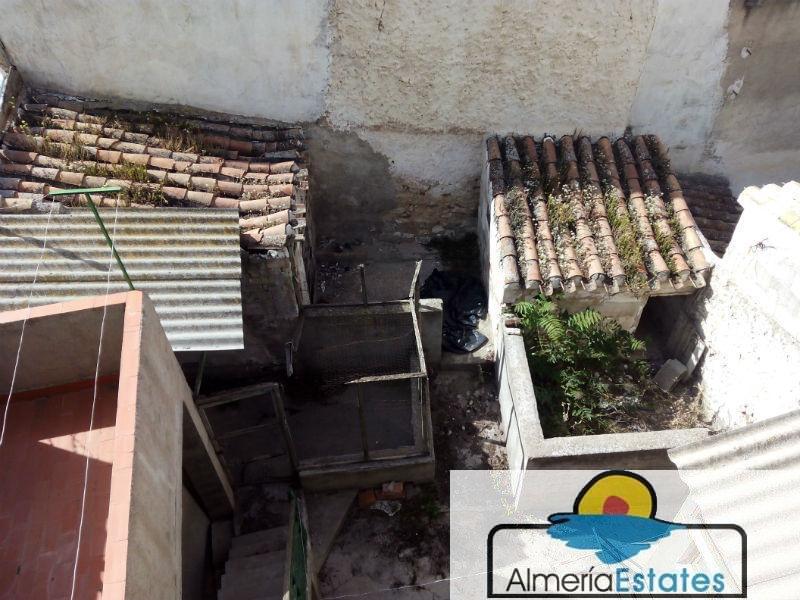Venta de casa en Vélez-Rubio