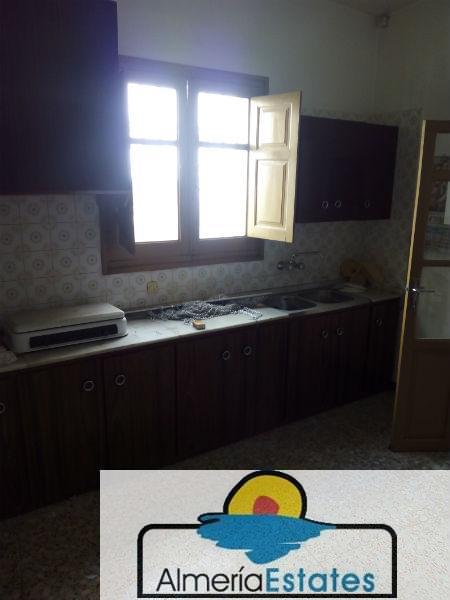 Venta de casa en Vélez-Rubio