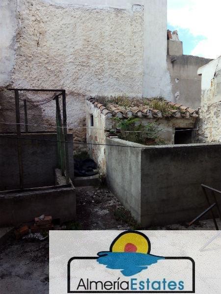 Venta de casa en Vélez-Rubio