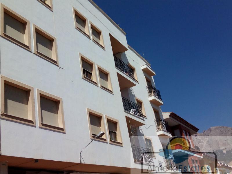 For sale of house in Vélez-Rubio