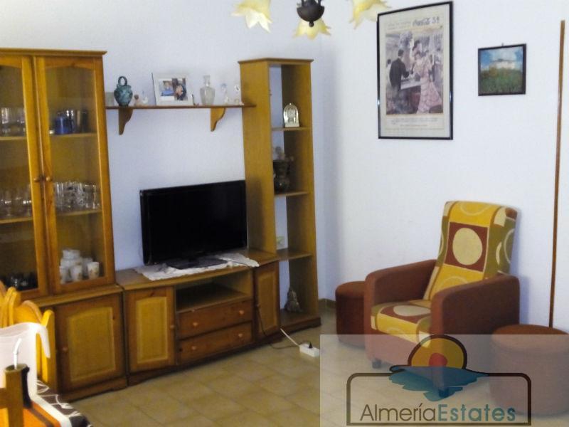 For sale of house in Vélez-Rubio