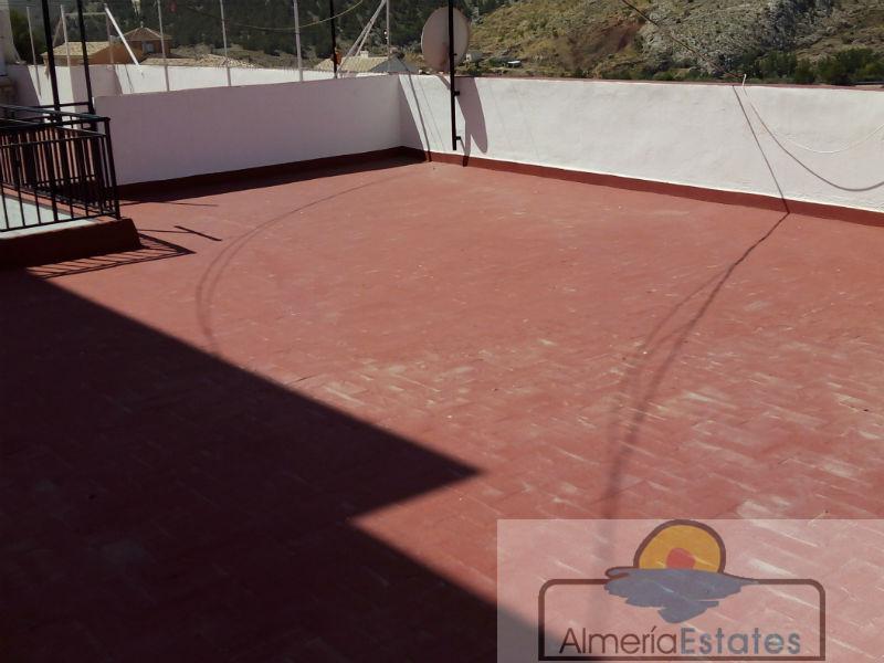 For sale of house in Vélez-Rubio