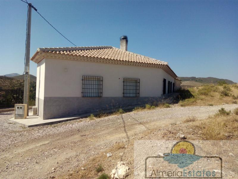 Venta de casa en Vélez-Rubio