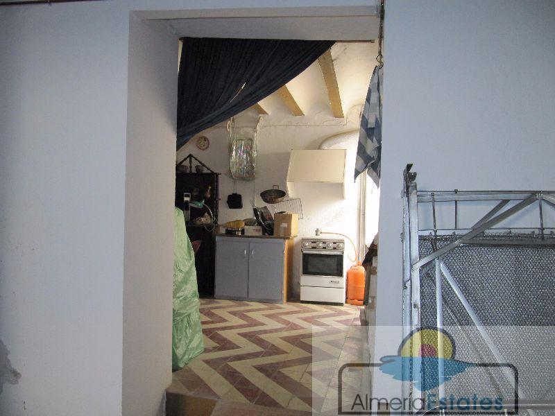 For sale of house in Vélez-Rubio