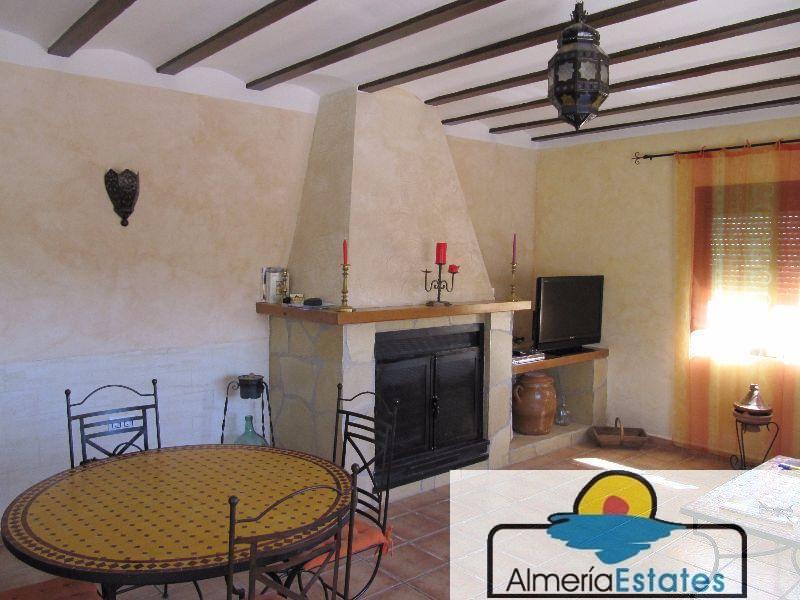 For sale of villa in Vélez-Blanco