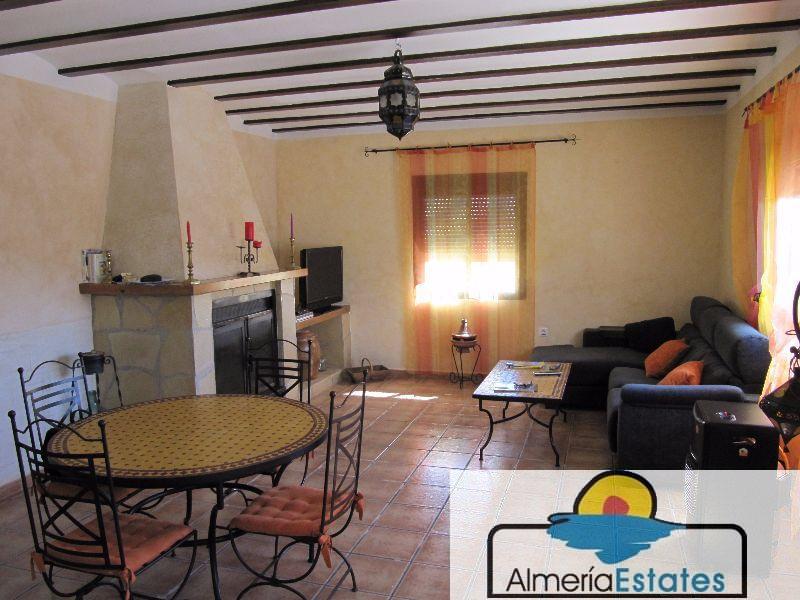 For sale of villa in Vélez-Blanco