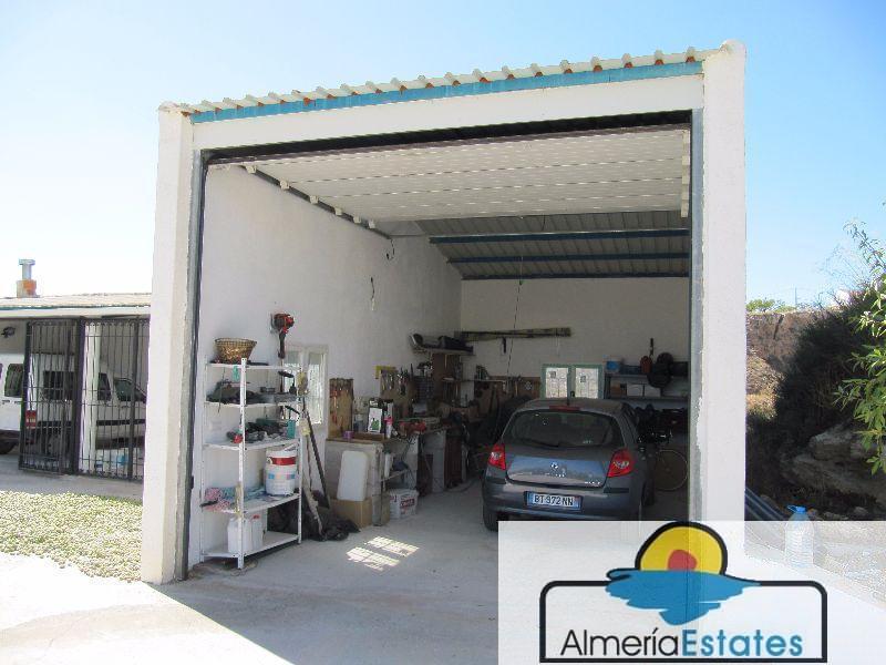 For sale of villa in Vélez-Blanco