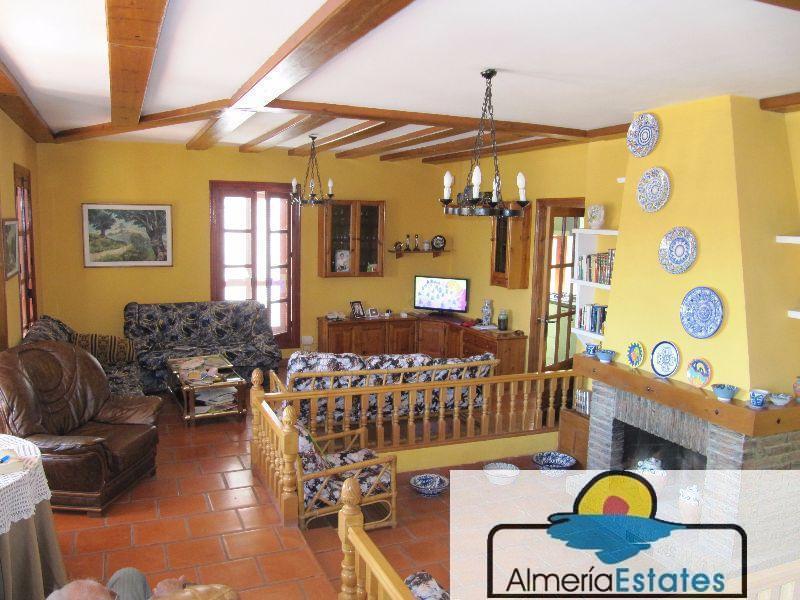 For sale of house in Chirivel