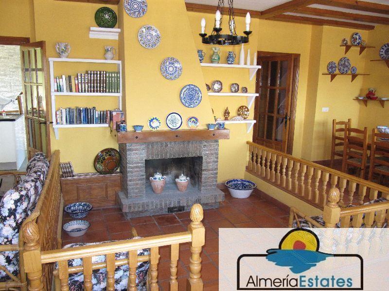 For sale of house in Chirivel