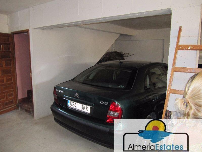 For sale of house in Chirivel