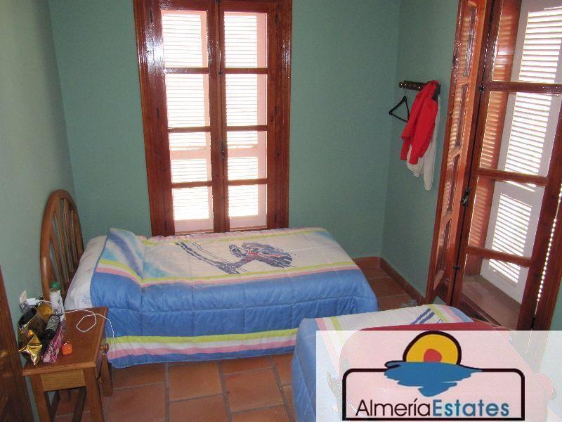 For sale of house in Chirivel