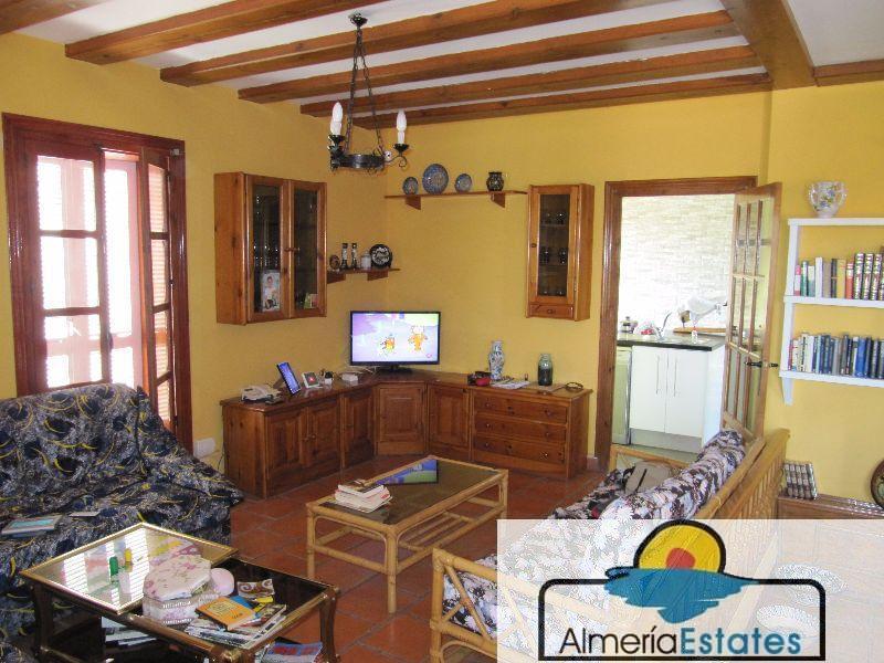For sale of house in Chirivel