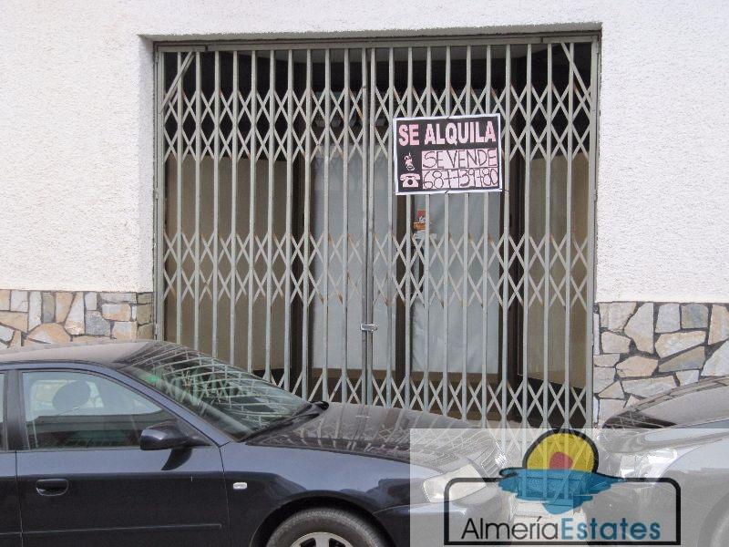 For sale of commercial in Vélez-Rubio