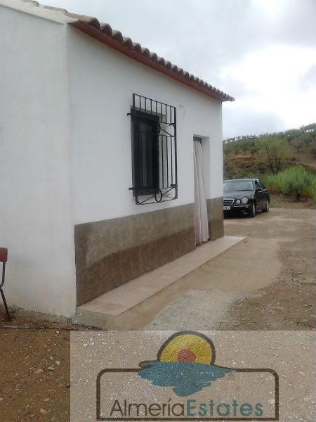 For sale of villa in Vélez-Rubio