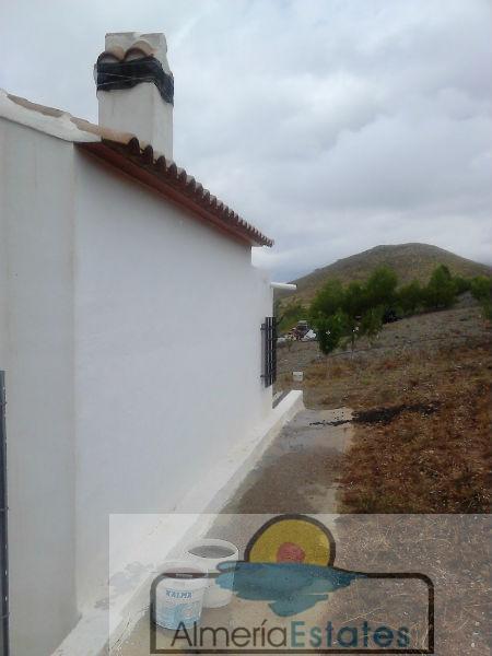 For sale of villa in Vélez-Rubio