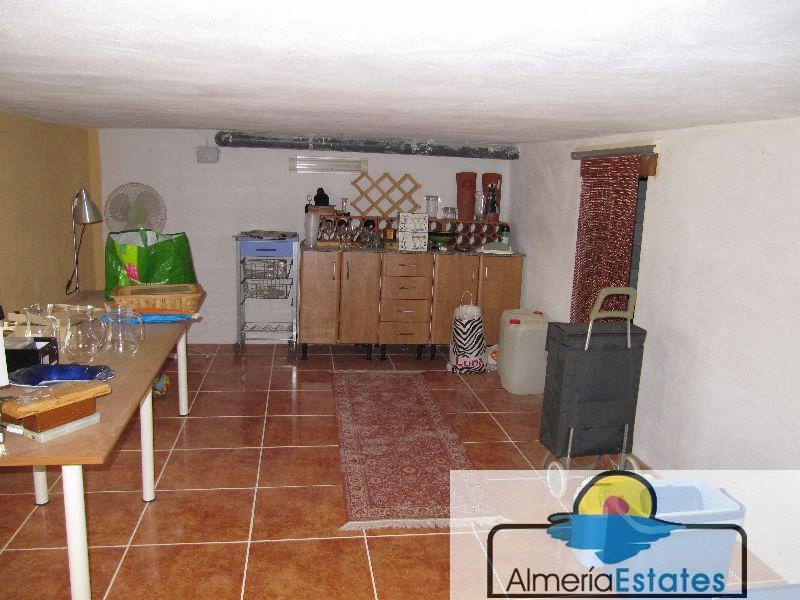 For sale of villa in Chirivel