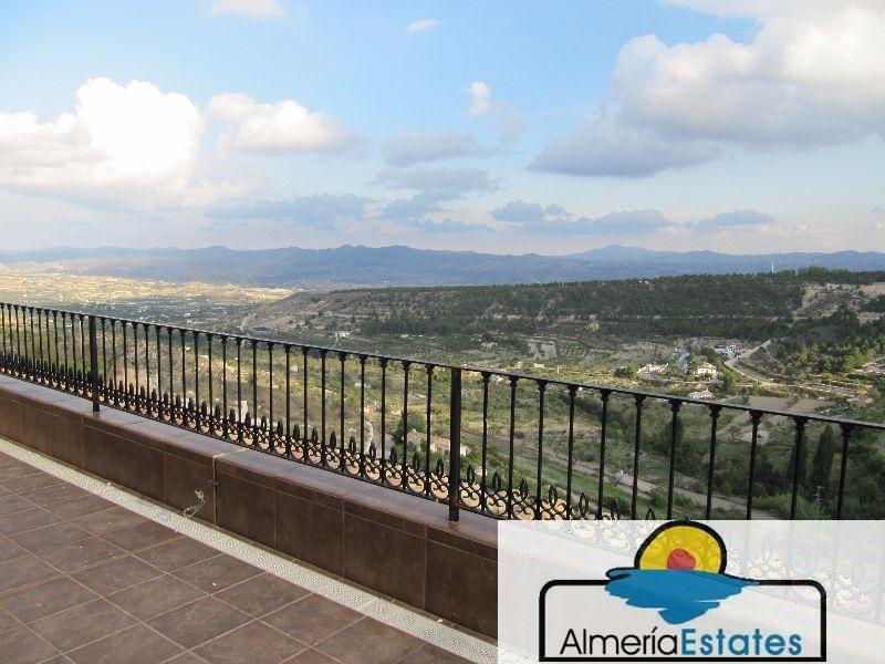 For sale of penthouse in Vélez-Blanco