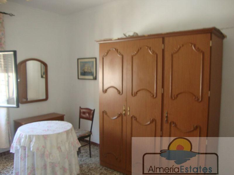 For sale of house in Cantoria