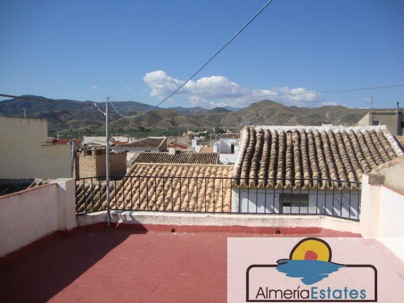 For sale of house in Cantoria