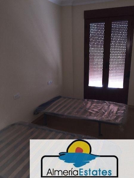 For sale of house in Vélez-Rubio
