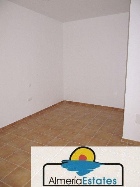 For sale of ground floor in Vélez-Blanco