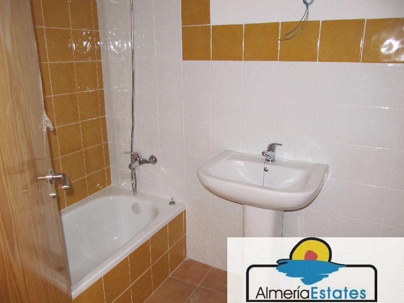 For sale of ground floor in Vélez-Blanco