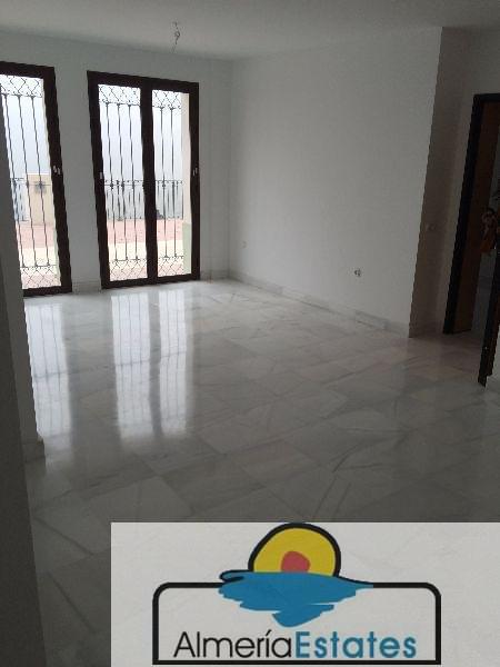 Venta de planta baja en Vélez-Blanco