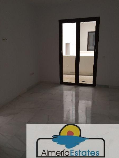 For sale of flat in Vélez-Blanco