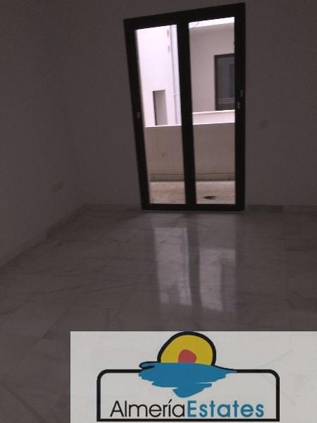 For sale of flat in Vélez-Blanco