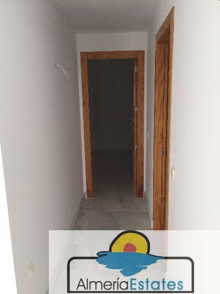 For sale of flat in Vélez-Blanco