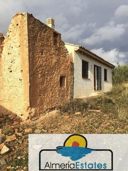 Venta de casa en Vélez-Rubio