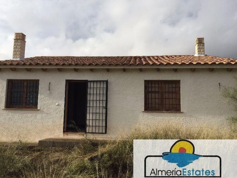 Venta de casa en Vélez-Rubio