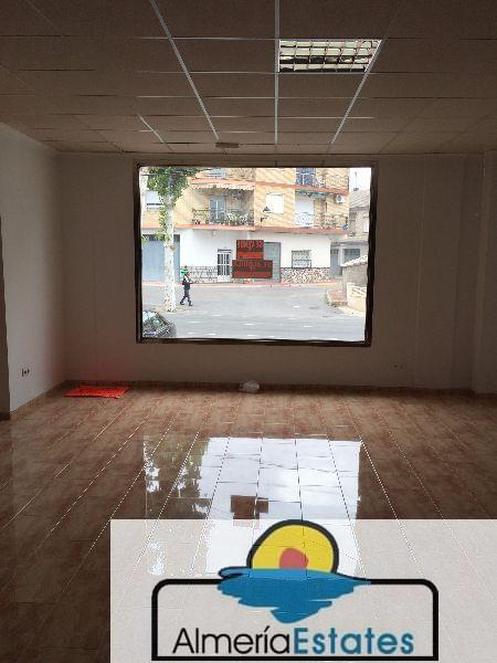 For sale of commercial in Vélez-Rubio