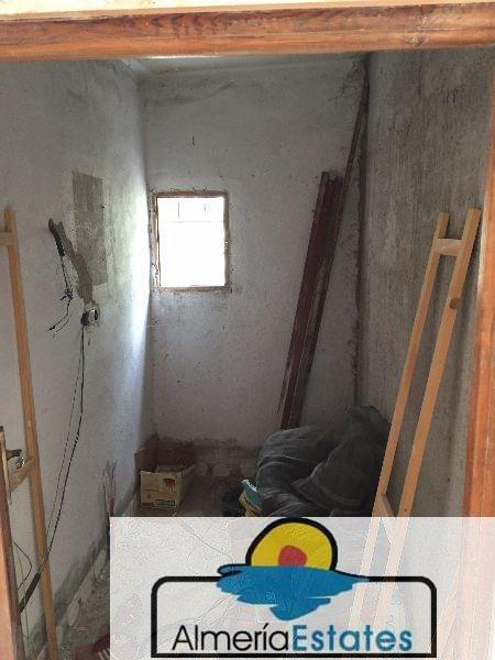For sale of house in Vélez-Blanco