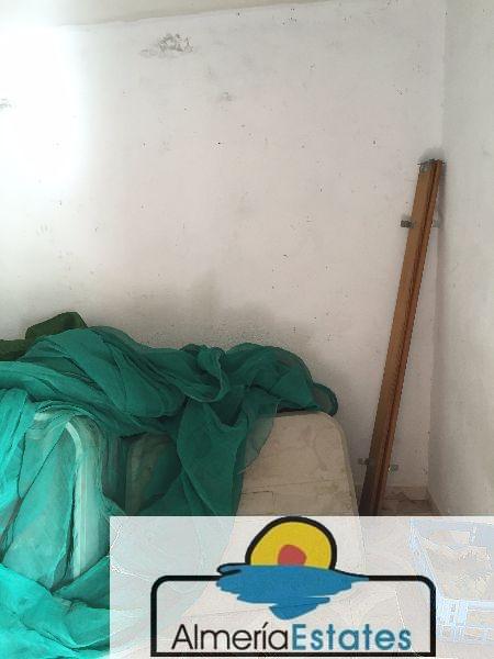For sale of house in Vélez-Blanco