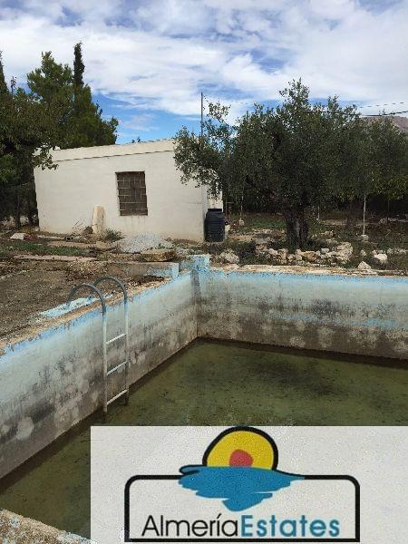 For sale of house in Vélez-Blanco
