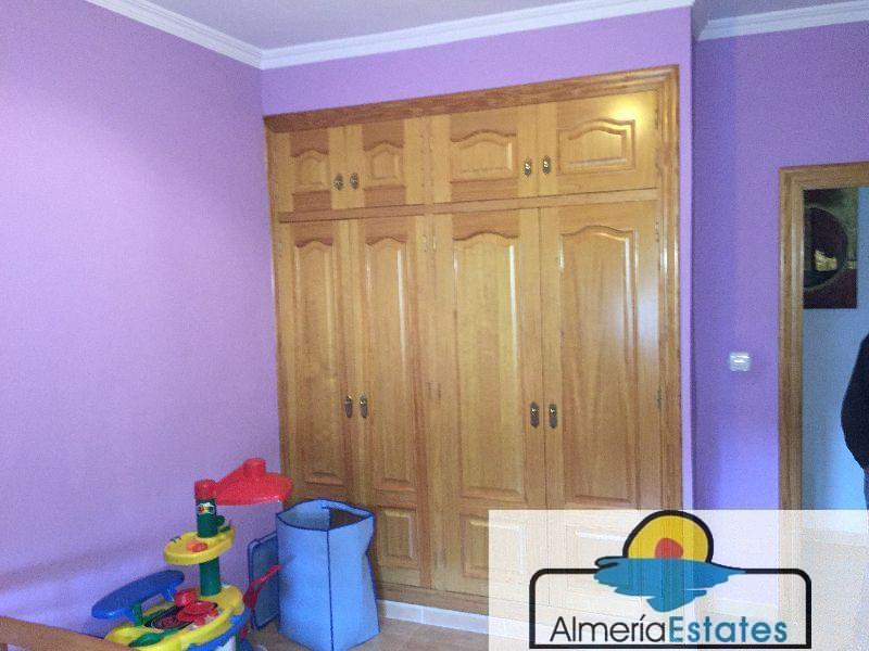 For sale of house in Vélez-Rubio