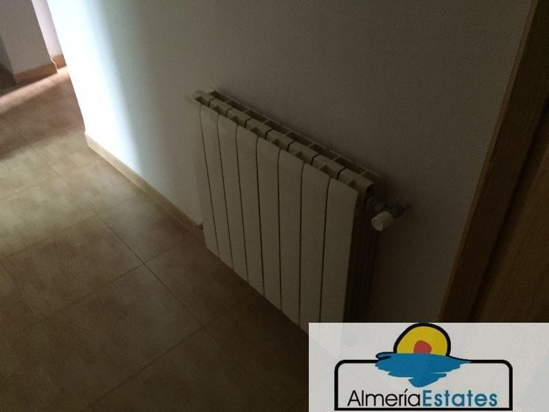 For sale of house in Vélez-Rubio