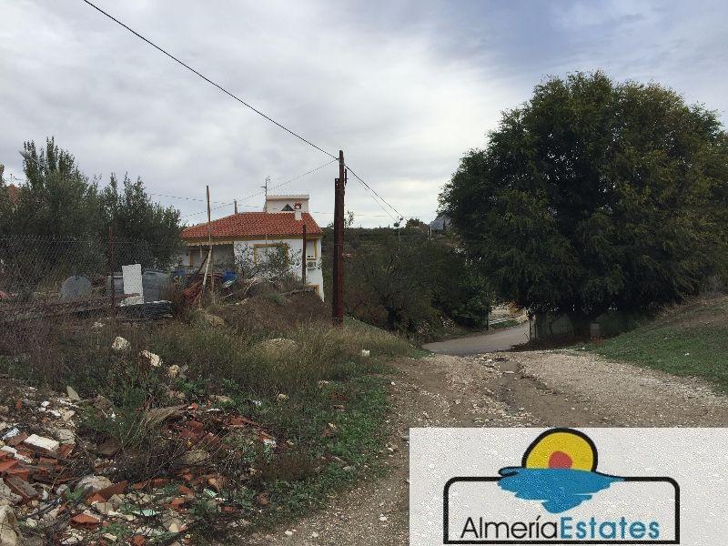 For sale of house in Vélez-Rubio