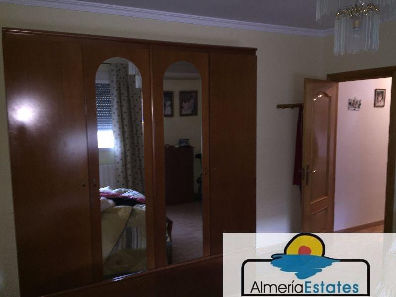 For sale of house in Vélez-Rubio