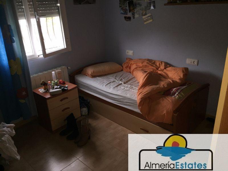 For sale of house in Vélez-Rubio