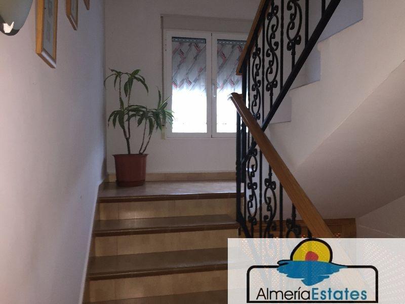 For sale of house in Vélez-Rubio