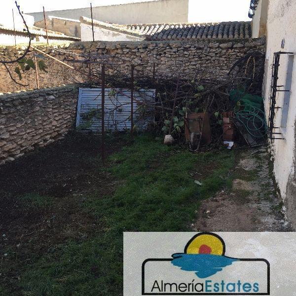 For sale of house in Chirivel
