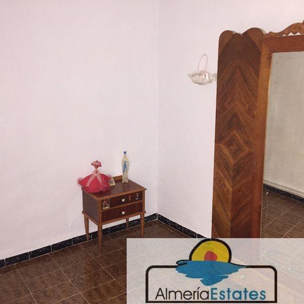 For sale of house in Chirivel