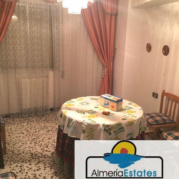 Venta de piso en Vélez-Rubio