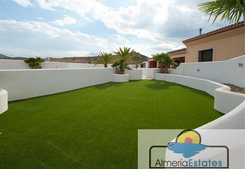 For sale of house in Vélez-Blanco