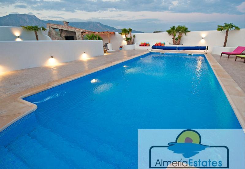 For sale of house in Vélez-Blanco