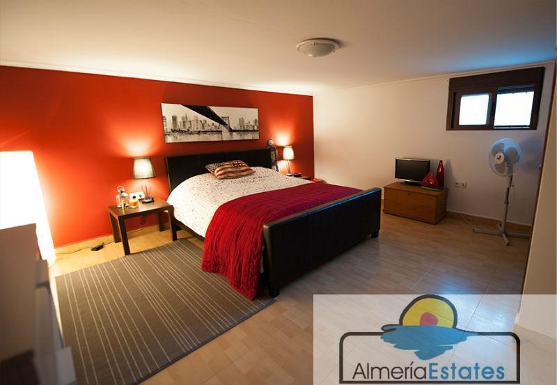 For sale of house in Vélez-Blanco